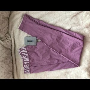 BRAND NEW gym shark leggings